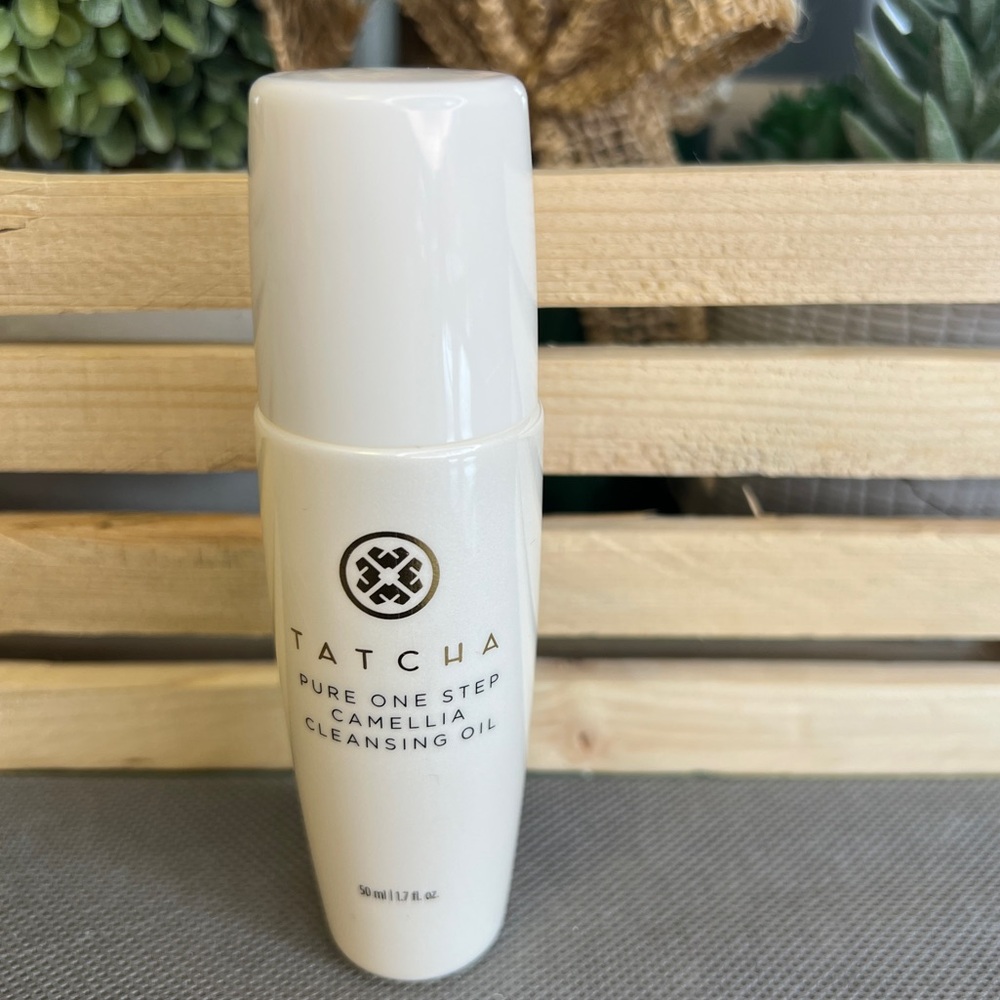 Tatcha Camellia Cleansing Oil